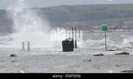 Ayr, Royaume-Uni. 3 janvier, 2013. Tempêtes lash la côte ouest de l'Ecosse à Ayr, Ayrshire du Sud. Credit : Maurice Morwood/Alamy Live News Banque D'Images