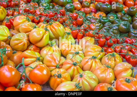 Tomates à Borough Market Londres Banque D'Images