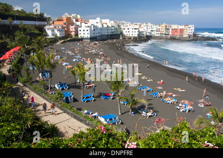 Playa del Jardin, Puerto de la Cruz, dans le nord de Tenerife, Espagne Banque D'Images