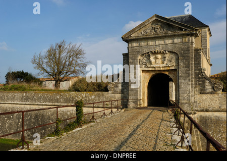 Porte de la ville de Saint-Martin de Ré en Charente-Maritime, France Banque D'Images