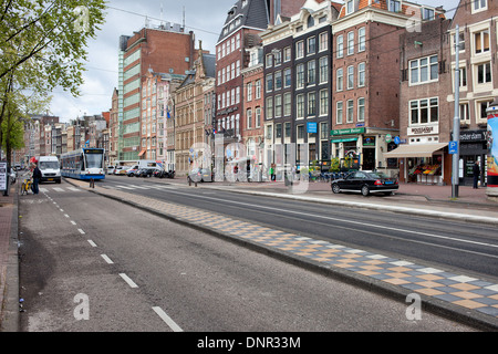 Nieuwezijds Voorburgwal rue d Amsterdam, Hollande, Pays-Bas. Banque D'Images