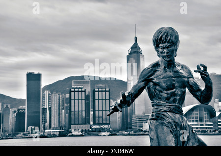 Statue de Bruce Lee sur l'Avenue des Stars, Hong Kong, Chine, Asie Banque D'Images