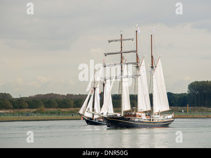 Le navire quitte le hollandais volant du port de Rotterdam, sur octobre 10,2012 à Rotterdam, Pays-Bas. Banque D'Images