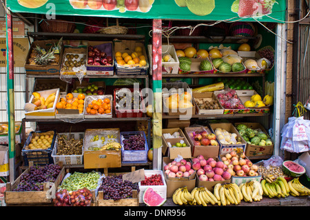 Étal de fruits dans la rue à Beijing, Chine Banque D'Images