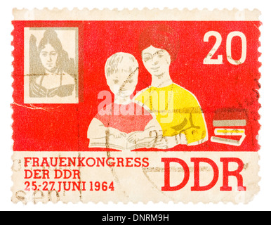 Rda - circa 1964 : carte postale imprimée dans l'URSS montre Congrès des femmes en RDA, vers 1964 Banque D'Images