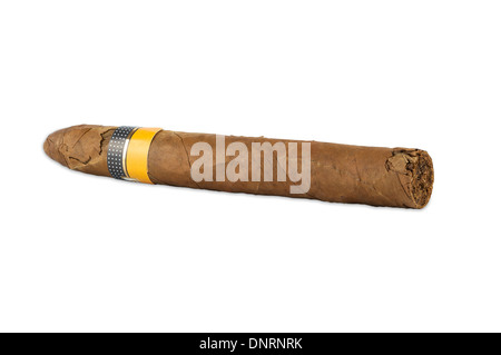 Cigare cubain isolé sur fond blanc avec clipping path Banque D'Images