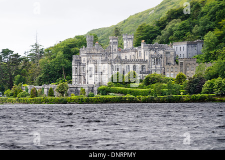 L'Abbaye de Kylemore, Irlande, une abbaye bénédictine Accueil de Religieuses Bénédictines qui ont été forcés de fuir Ypres Belgique pendant la PREMIÈRE GUERRE MONDIALE. Banque D'Images