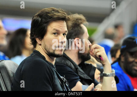 Los Angeles, CA, USA. 5Th Jan, 2014. L'acteur Mark Walberg assiste au match de basket-ball collégial entre les USC Trojans et l'UCLA Bruins à Pauley Pavilion à Los Angeles, Californie.Louis Lopez/CSM/Alamy Live News Banque D'Images