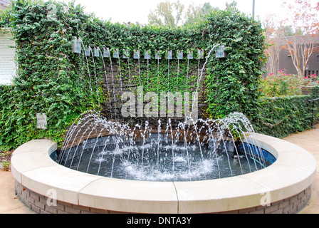 Fontaine à la naissance d'Elvis Presley & Musée de Tupelo, Mississippi, domicile d'Elvis Presley pour ses 13 premières années Banque D'Images