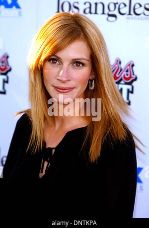 Le 23 juillet 2002 - Los Angeles, CA, USA - JULIA ROBERTS.'face'' Premiere.Los Angeles, CA 7/23/02. Lockwood. 2002 K2109LOC(Image Crédit : © Globe Photos/ZUMAPRESS.com) Banque D'Images