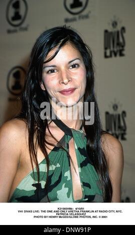 10 avril 2001 - HMc21565K : 4/10/01.VH1 Divas LIVE : LE SEUL ET UNIQUE Aretha Franklin au Radio City, New York. .PATRICIA VELASQUEZ. HENRY McGEE/(2001 Image : © Crédit Photos Globe/ZUMAPRESS.com) Banque D'Images