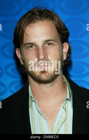 16 juillet 2002 - Pasadena, CA, USA - RICHARD SPADE.CBS Summer Press Tour Party.Pasadena, CA 7/15/02. Lockwood. 2002 K2109LOC(Image Crédit : © Globe Photos/ZUMAPRESS.com) Banque D'Images