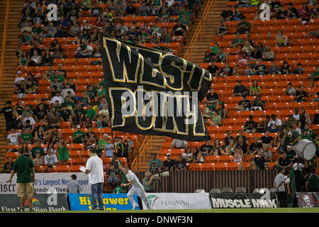 Honolulu, HI, USA. 30Th Nov, 2013. 30 novembre 2013 - L'action entre l'armée et les Black Knights Hawaii Rainbow Warriors à l'Aloha Stadium d'Honolulu, HI. © csm/Alamy Live News Banque D'Images