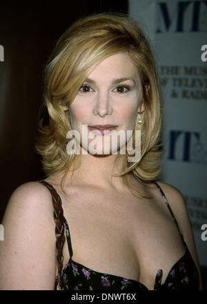 Le 4 mars 2002 - K24255MR : William S. Paley TELEVISION FESTIVAL.''Queer as Folk''.DGA, LA, CA 03/02/2002.THEA GILL. MILAN RYBA/(2002 Image : © Crédit Photos Globe/ZUMAPRESS.com) Banque D'Images