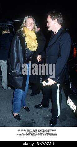 Le 26 février 2001 - K21195console HMc : TIBET HOUSE Concert-bénéfice 2001.Carnegie Hall, NYC 02/26/2001.Uma Thurman et Quentin Tarantino. HENRY McGEE/(2001 Image : © Crédit Photos Globe/ZUMAPRESS.com) Banque D'Images