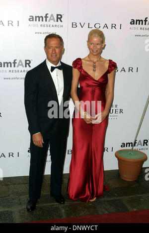 31 août 2001 - DIRECTEUR GÉNÉRAL DE Bulgari, Francesco Trappani  + Claudia Schiffer.Filmfest Venise - AmfAR-Gala de Fondazione Giorgio Cini, Insel San Giorgio Maggiore/Venise, 8/31.Â© Hubert Michael Boesl 2001.Tous droits réservés.Crédit : MICHAEL HUBERT BOESL/(Image Crédit : © Globe Photos/ZUMAPRESS.com) Banque D'Images