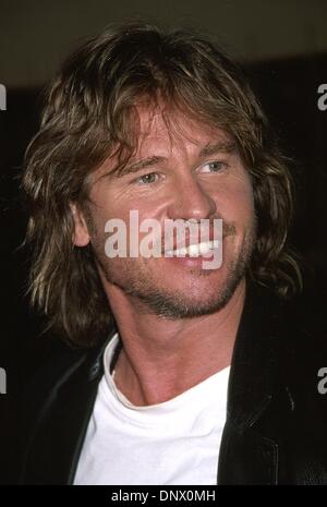 24 avril 2002 - Hollywood, CA, USA - K24809EX : PREMIÈRE MONDIALE DE ''LA SALTON SEA'' .EGYPTIAN THEATRE, à Hollywood, CA 23/04/2002.VAL KILMER. ED GELLER/(2002 Image : © Crédit Photos Globe/ZUMAPRESS.com) Banque D'Images