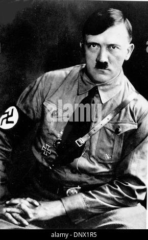 Le 15 février 1933 - Berlin, Allemagne - Adolf Hitler (1889 - 1945) le chef de l'Allemagne à partir de 1933 jusqu'à sa mort en 1945, et le leader du National Socialist Workers Party (parti nazi). (Crédit Image : © Keystone Photos USA/ZUMAPRESS.com) Banque D'Images