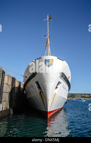 Scillonian III amarré au quai St Marys sur les îles Scilly Banque D'Images