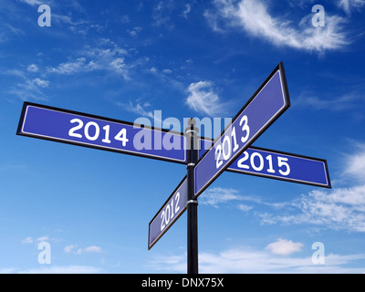 Quatre voies metal roadsign avec numéros de l'année passée et future plus de ciel bleu Banque D'Images