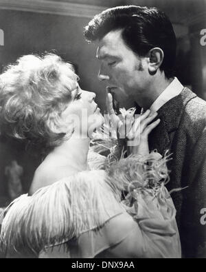 2 novembre 1964 - Kim Novak Laurence Harvey.de servitude humaine 1964.Fourni par Photos, inc.(Image Crédit : © Globe Photos/ZUMAPRESS.com) Banque D'Images