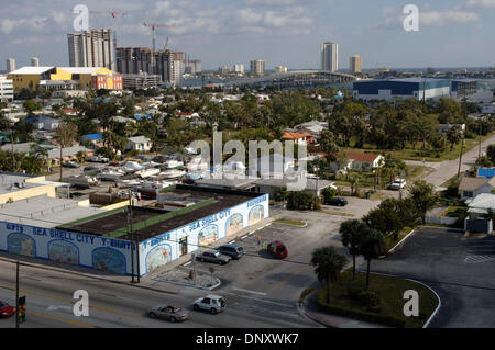 Jan 05, 2006 ; Riviera Beach, FL, USA ; des quais de Riviera Beach, FL, qui pourront être développés sous un droit éminent de l'État de Floride. Crédit obligatoire : Photo de Robin Nelson/ZUMA Press. (©) Copyright 2006 by Robin Nelson Banque D'Images