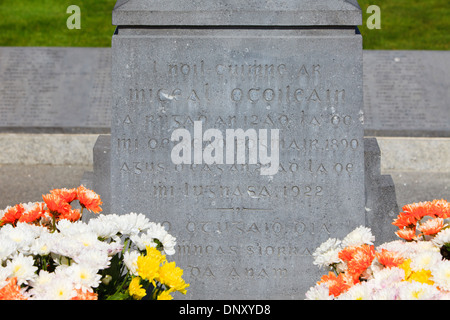 Tombe du leader révolutionnaire Irlandais Michael Collins (1890-1922) au cimetière Glasnevin à Dublin, Irlande Banque D'Images