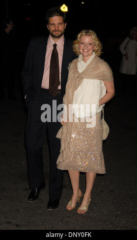 Jan 10, 2006 ; New York, NY, USA ; TOD WILLIAMS avec Gretchen Mol à la National Board of Review 2005 Awards-Arrivals. Crédit obligatoire : Photo par Dan Herrick/KPA/ZUMA Press. (©) Copyright 2006 by Dan Herrick Banque D'Images