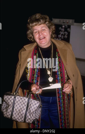 Jan 14, 2006 ; Hollywood, CA, USA ; Shelley Winters, le franc-parler avec force, star qui est passé de Blonde bombshell aux Academy Award Winning actrice pour des rôles dans 'le journal d'Anne Frank' et 'Un patch of Blue' est décédé à l'âge de 85 ans. Winters est décédé d'insuffisance cardiaque tôt samedi au Centre de réadaptation de Beverly Hills. Elle était hospitalisée en octobre après avoir subi une entendre Banque D'Images