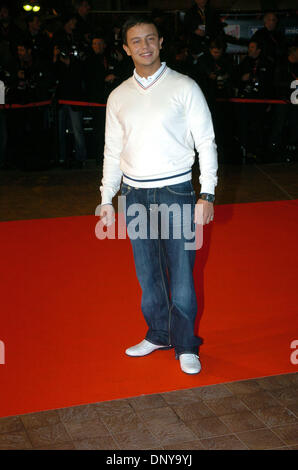 Jan 21, 2006 ; Paris, France ; HAMINE arrivant au NRJ Music Awards. Crédit obligatoire : Photo par Frédéric/INJIMBERT ZUMA Press. (©) Copyright 2006 by FREDERIC INJIMBERT Banque D'Images