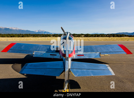 Van's Aircraft RV8 ; Antique et des avions modernes à l'événement annuel de Salida ArtWalk Fly-In Banque D'Images