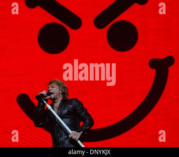 Feb 02, 2006 ; Washington, DC, USA ; Singer Jon Bon Jovi réalise vivre comme le 'Bon Jovi' tour 2006 fait une halte à la MCI Center situé à Washington. Crédit obligatoire : Photo par Jason Moore/ZUMA Press. (©) Copyright 2006 par Jason Moore Banque D'Images