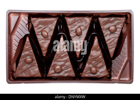 Gâteau au chocolat dans un coffret plastique Banque D'Images