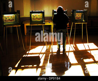 Feb 24, 2006 ; San Francisco, CA, USA ; le vote. Crédit obligatoire : Photo par Mark Richards/ZUMA Press. (©) Copyright 2006 par Mark Richards Banque D'Images