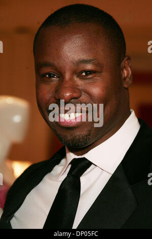 Mar 02, 2006 ; Los Angeles, CA, USA ; Celebrity hairstylist TED GIBSON lors du lancement du produit de ses cheveux nos produits tenue à Saks Fifth Avenue à Los Angeles, CA. Crédit obligatoire : Photo par Jerome Ware/ZUMA Press. (©) Copyright 2006 by Jerome Ware Banque D'Images