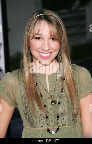 Apr 11, 2006 ; Hollywood, CA, USA ; ASHLEY EDNER lors de la première mondiale de "American Dreamz" tenue à l'Arclight Theatre à Hollywood. Crédit obligatoire : Photo par Jerome Ware/ZUMA Press. (©) Copyright 2006 by Jerome Ware Banque D'Images