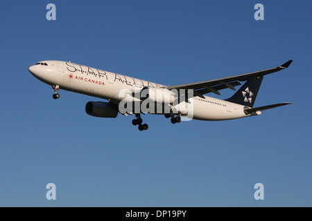 AIR CANADA STAR ALLIANCE AIRBUS A330 Banque D'Images