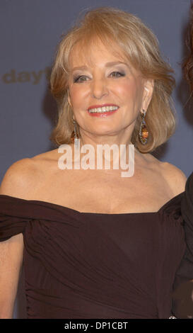 Apr 28, 2006 ; Los Angeles, CA, USA ; Barbara Walters à la 33e Prix Daytime Emmy Salle de presse, tenue au Kodak Theatre, à Hollywood. Crédit obligatoire : Photo par Paul Fenton/ZUMA KPA.. (©) Copyright 2006 by Paul Fenton Banque D'Images