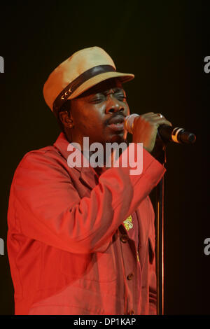 Le 03 mai, 2006 ; New York, NY, USA ; Anthony Hamilton au Beacon Theatre. Crédit obligatoire : Photo par Aviv petit/ZUMA Press. (©) Copyright 2006 par Aviv Petit Banque D'Images