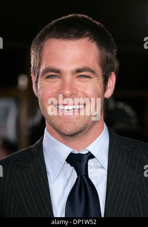 9 mai, 2006 ; Westwood, Californie, USA ; acteur Chris Pine au 'juste ma chance' Los Angeles Premiere tenue au Théâtre National. Crédit obligatoire : Photo de Lisa O'Connor/ZUMA Press. (©) Copyright 2006 by Lisa O'Connor Banque D'Images