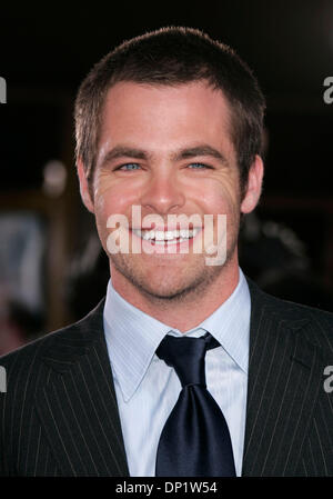 9 mai, 2006 ; Westwood, Californie, USA ; acteur Chris Pine au 'juste ma chance' Los Angeles Premiere tenue au Théâtre National. Crédit obligatoire : Photo de Lisa O'Connor/ZUMA Press. (©) Copyright 2006 by Lisa O'Connor Banque D'Images