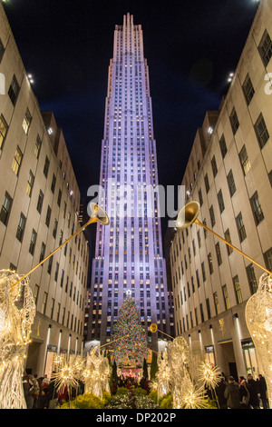 Anges de Noël au Rockefeller Center, Manhattan, New York City, New York, USA Banque D'Images