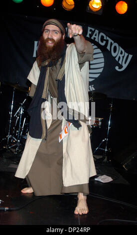 16 mai 2006, Manhattan, NY, USA ; NY PAPIERS. Catégorie barbe concurrent Daniel Marino au New York City aux Championnats barbe et moustache à la Knitting Factory. Crédit obligatoire : Photo par Bryan Smith/ZUMA Press. (©) Copyright 2006 par Bryan Smith Banque D'Images