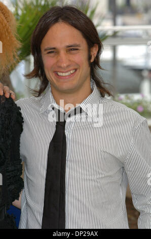 23 mai 2006, Cannes, France ; Gael Garcia Bernal au 59e Festival du Film de Cannes pour le photocall "Babel" le 23 mai 2006. Crédit obligatoire : Photo par Frédéric/Injimbert ZUMA Press. (©) Copyright 2006 by Frederic Injimbert Banque D'Images