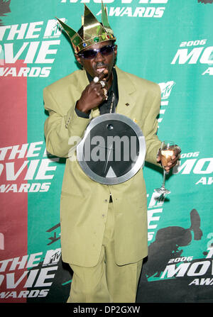 Jun 3, 2006 ; Culver City, Californie, USA ; saveur rappeur FLAV au MTV Movie Awards 2006 qui a eu lieu le Studio Sony Pictures. Crédit obligatoire : Photo de Lisa O'Connor/ZUMA Press. (©) Copyright 2006 by Lisa O'Connor Banque D'Images