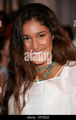 Juin 24, 2006, Anaheim, Californie, USA ; l'actrice Q'Orianka Kilcher au 'Pirates Des Caraïbes' Première mondiale tenue à Disneyland. Crédit obligatoire : Photo de Lisa O'Connor/ZUMA Press. (©) Copyright 2006 by Lisa O'Connor Banque D'Images