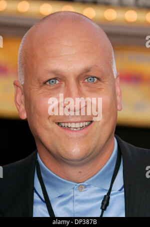 Juin 24, 2006, Anaheim, Californie, USA ; Baseball Hall of Famer Cal Ripken jr. à la "Pirates des Caraïbes : Dead Man's chest' Première mondiale tenue à Disneyland. Crédit obligatoire : Photo de Lisa O'Connor/ZUMA Press. (©) Copyright 2006 by Lisa O'Connor Banque D'Images