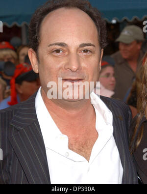 Jun 24, 2006 ; Los Angeles, CA, USA ; acteur KEVIN POLLAK au 'Pirates Des Caraïbes' Première mondiale tenue à Disneyland, à Anaheim en Californie. Crédit obligatoire : Photo par Paul Fenton/ZUMA KPA.. (©) Copyright 2006 by Paul Fenton Banque D'Images