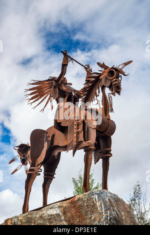 Statue de métal au sentier à Trail du Coeur d'Alenes dans Plummer, Coeur d'Alene Indian Reservation, New York, USA Banque D'Images