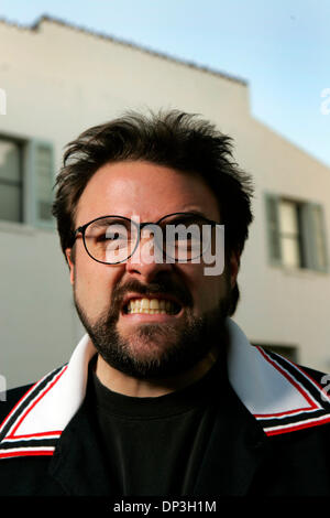 Jul 07, 2006 ; Westwood, CA, USA ; Kevin SMITH est le créateur de ce type de films comme commis, Mallrats, Chasing Amy, Dogma et Jay and Silent Bob Strike Back. SMITH a réalisé des commis II, qui sort en juillet. Crédit obligatoire : Photo par K.C. Alfred/SDU-T/ZUMA Press. ( ?) Copyright 2006 by SDU-T Banque D'Images